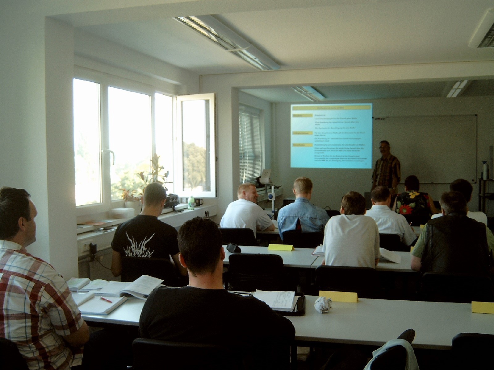 Zertifizierte Dienst- und Fachkunde: Interventionskraft - Diensthundeführer - Detektiv - Erste Hilfe - Deeskalation